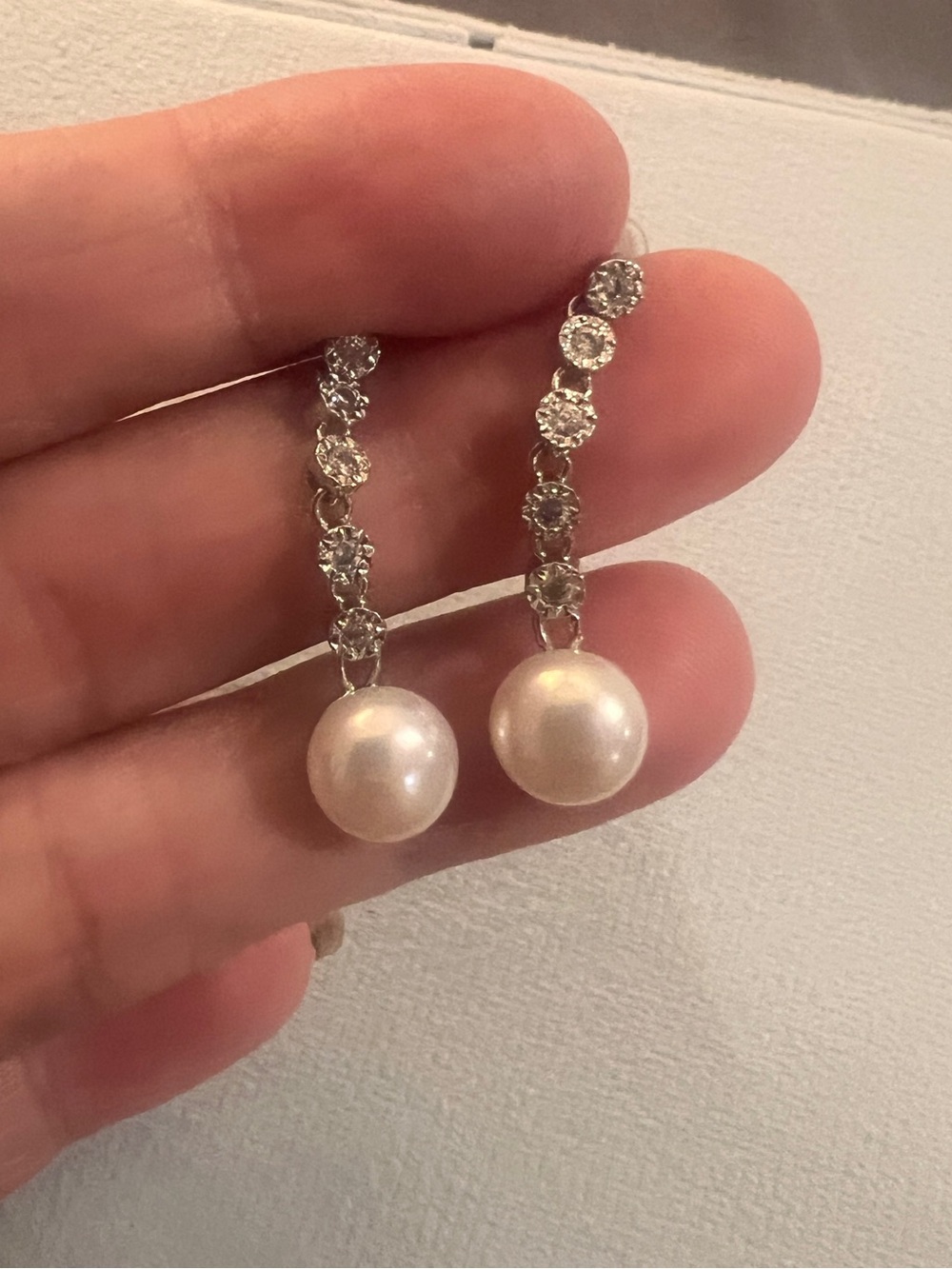 Pearl Drop Crystal Dangle Earrings - White Pearl